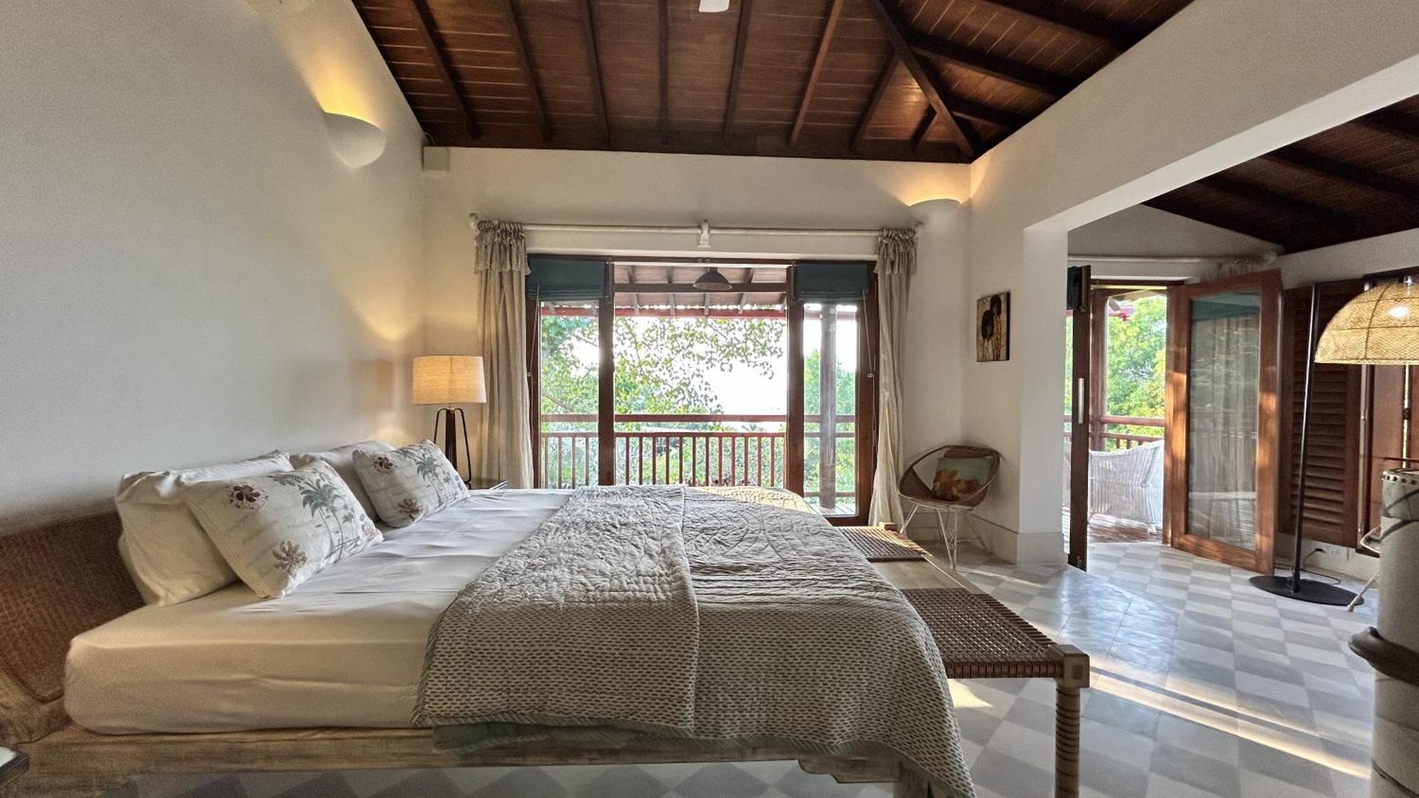 Saffronstays Stella Maris - Luxury Beach Front Villa Near Redi Beach Querim Buitenkant foto