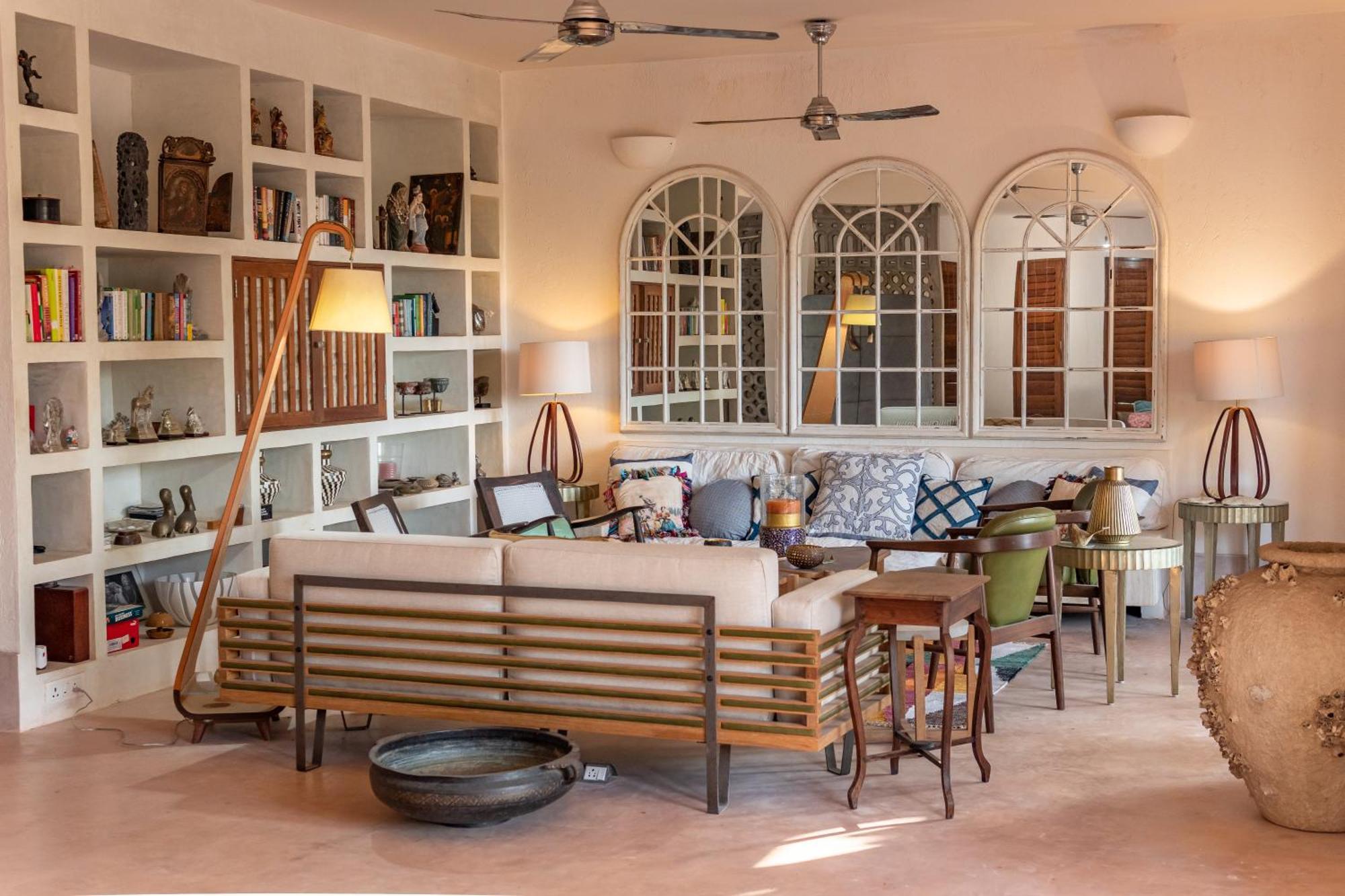 Saffronstays Stella Maris - Luxury Beach Front Villa Near Redi Beach Querim Buitenkant foto
