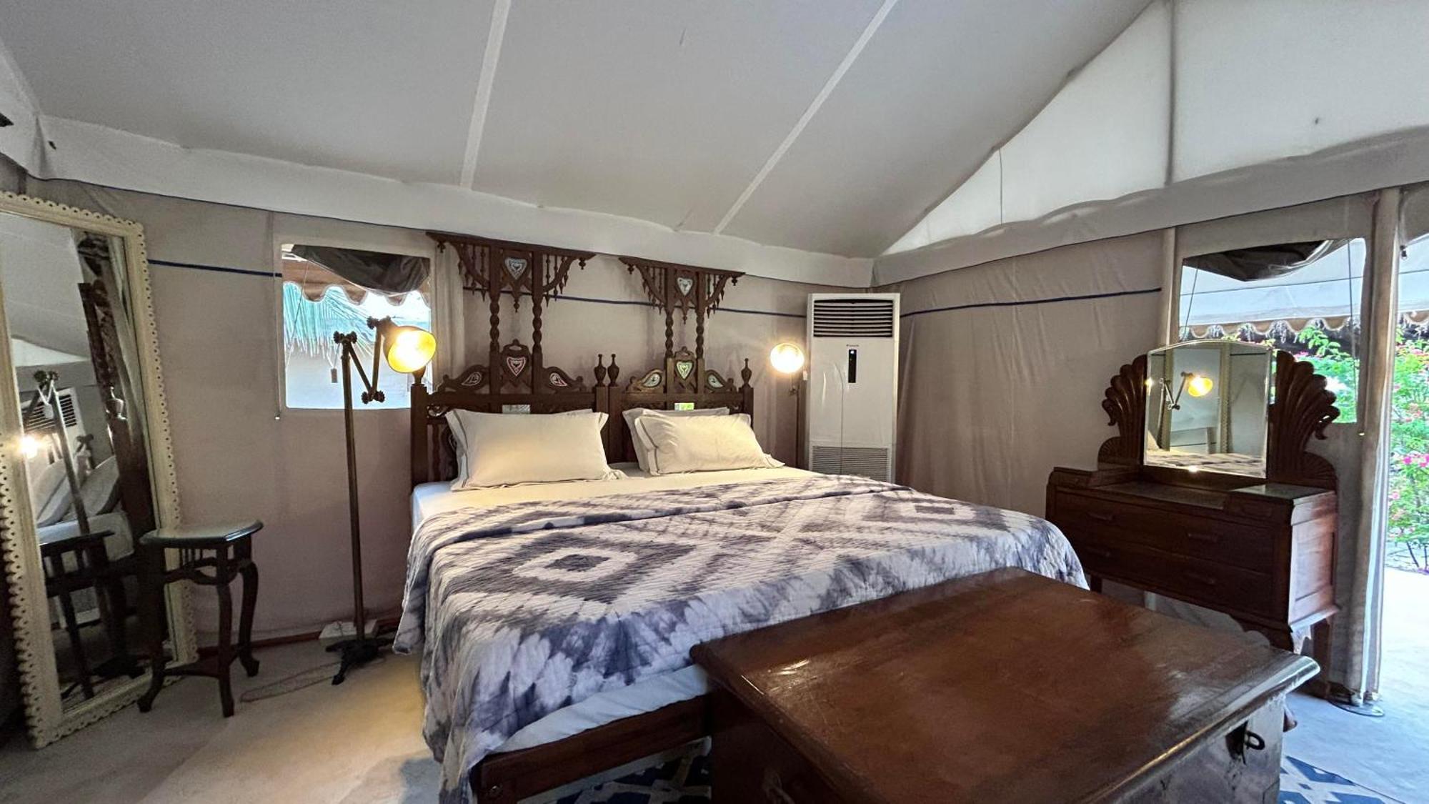 Saffronstays Stella Maris - Luxury Beach Front Villa Near Redi Beach Querim Buitenkant foto
